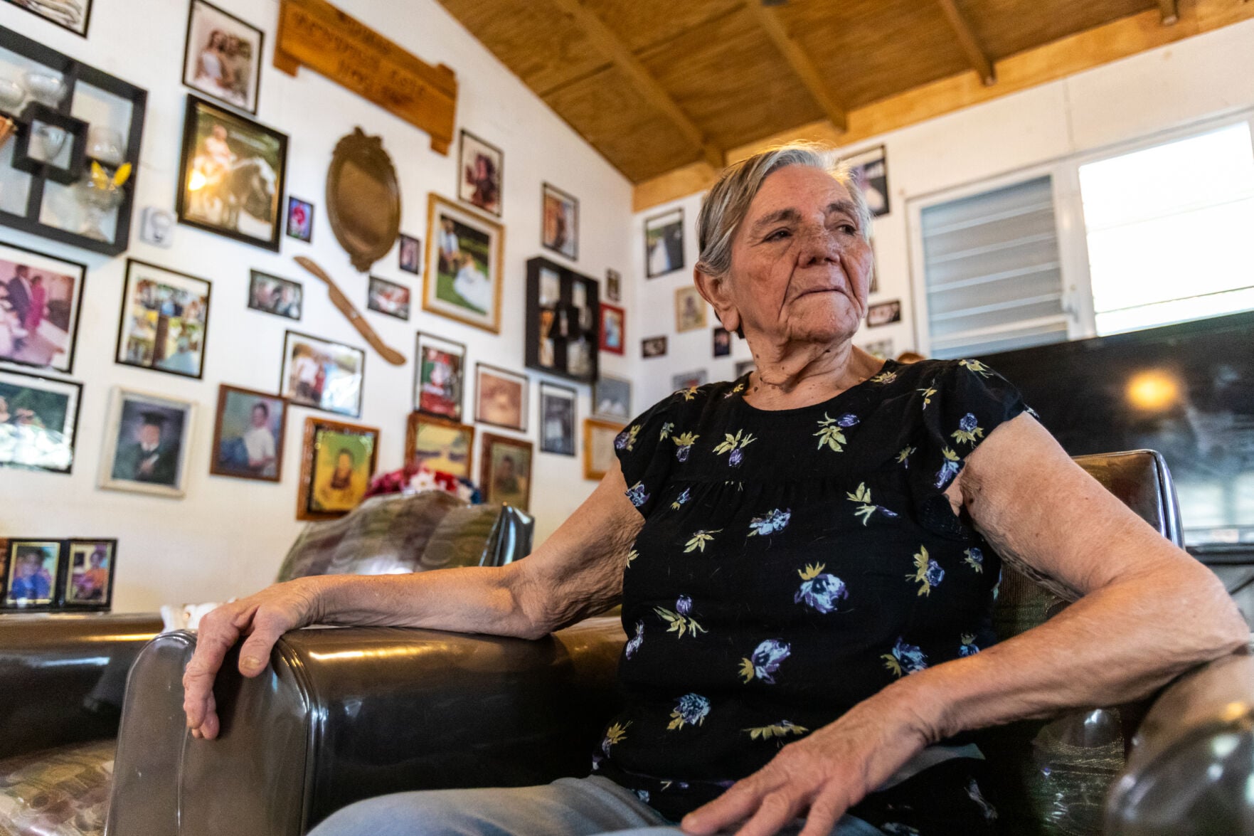 Doña Ramona, displaced after 140 years in her Aguadilla home, gets permit for donated modular house