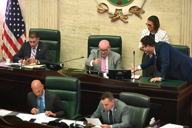 Minimum Wage Stuck at $10.50: House Votes 32-20 to Scrap the Commission That Decides Raises