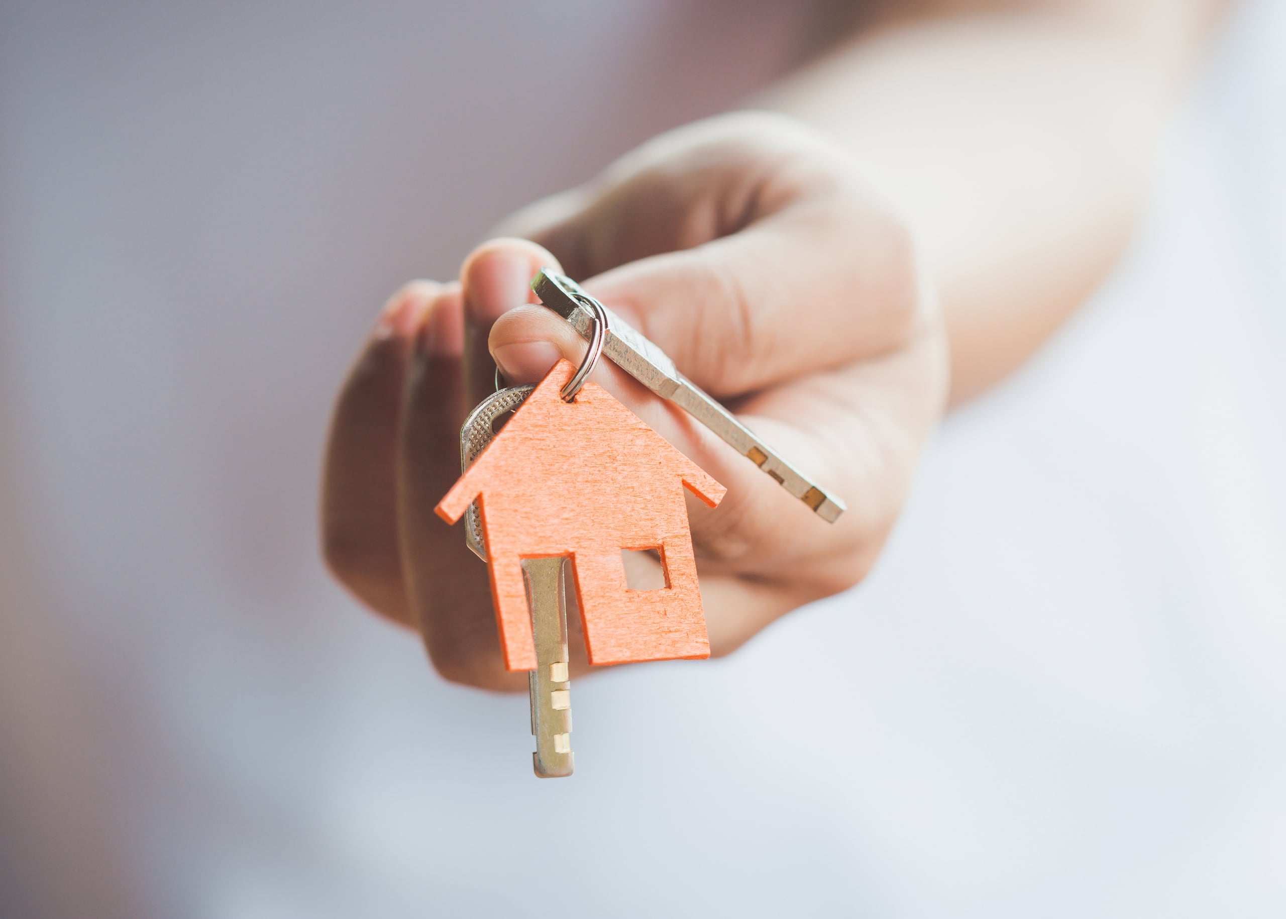 Pronto pa' tu casa: $88 million left and HUD raised income limits June 1 for your first home